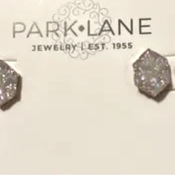 Park Lane Hailee Earrings New Mini Studs - Picture 2 of 10
